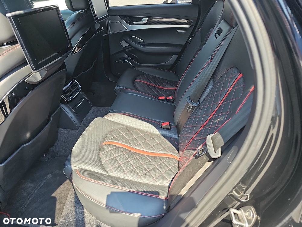 Audi S8 Plus 4.0 TFSI Quattro - 13