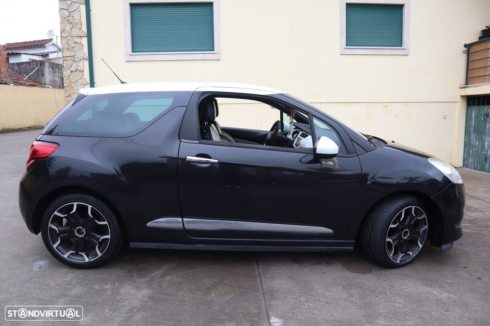 Citroën DS3 1.6 e-HDi So Chic - 14