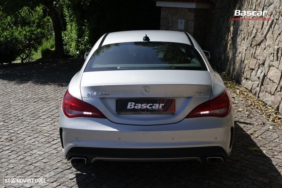 Mercedes-Benz CLA 200 d AMG Line - 7