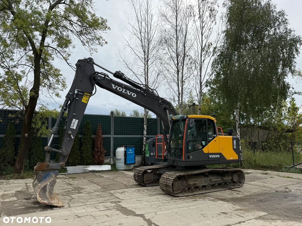 Volvo EC 140 EL - 4