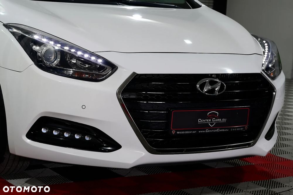 Hyundai i40 Kombi blue 1.7 CRDi Style - 40