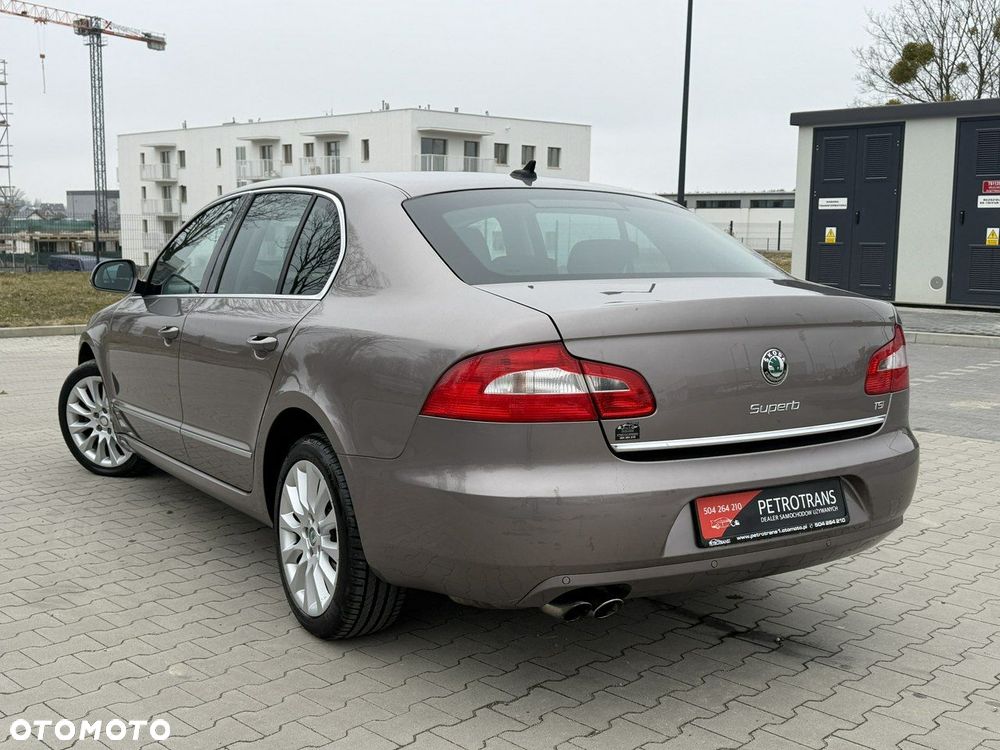 Skoda Superb - 8