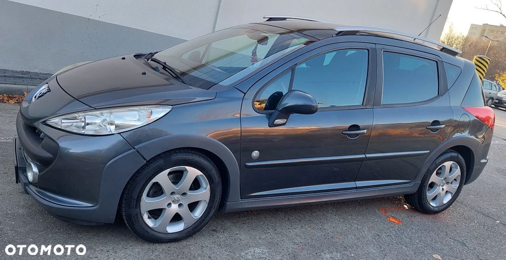 Peugeot 207 1.6 Premium - 11