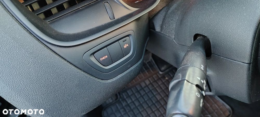 Citroën C5 HDi 110 FAP Confort - 17