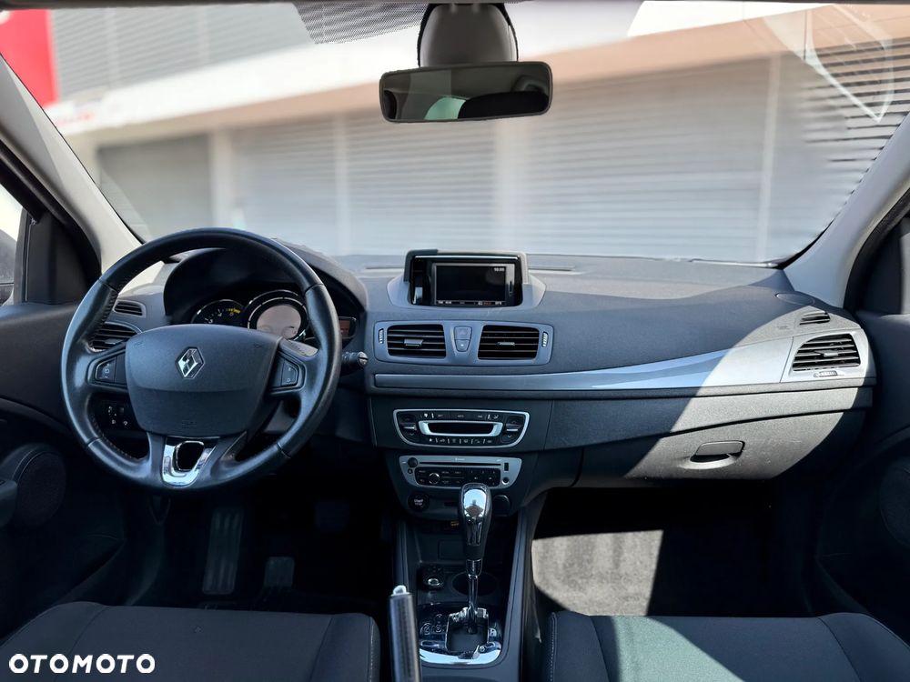Renault Megane 1.5 dCi Limited EDC - 8