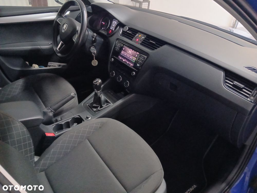 Skoda Octavia 1.6 TDI SCR Active - 18