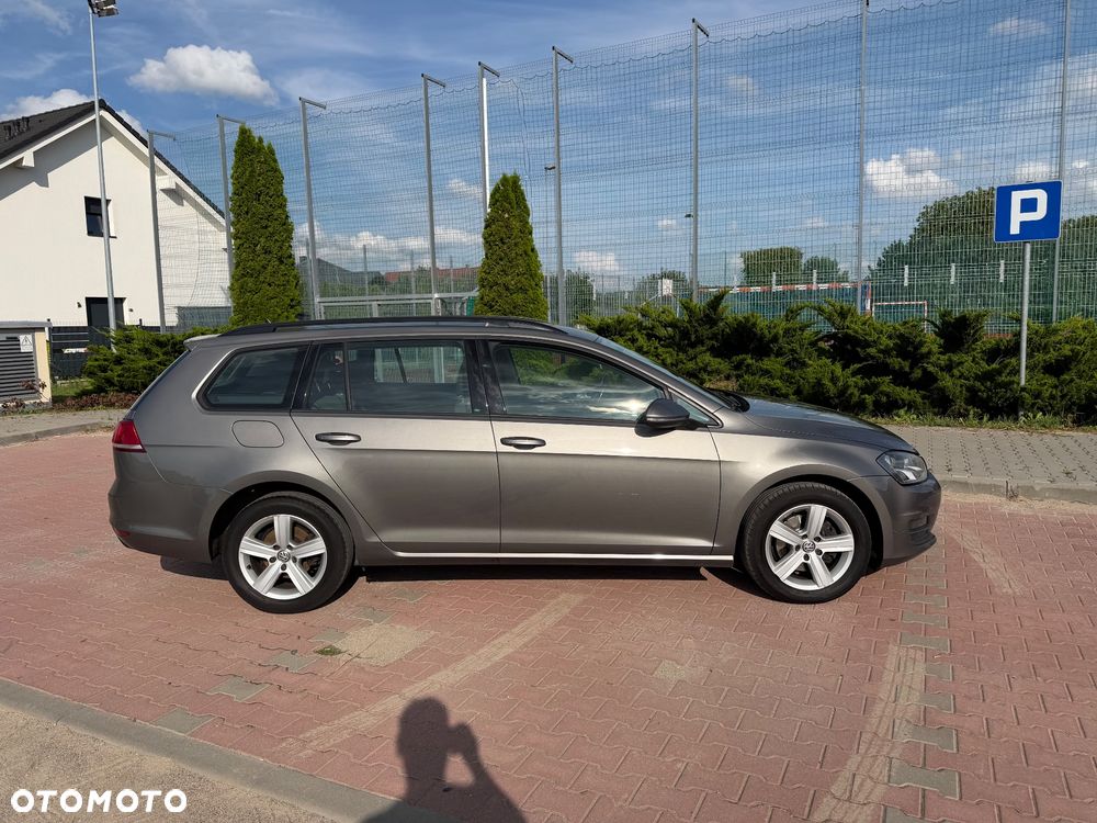 Volkswagen Golf Variant 2.0 TDI (BlueMotion Technology) Comfortline - 4