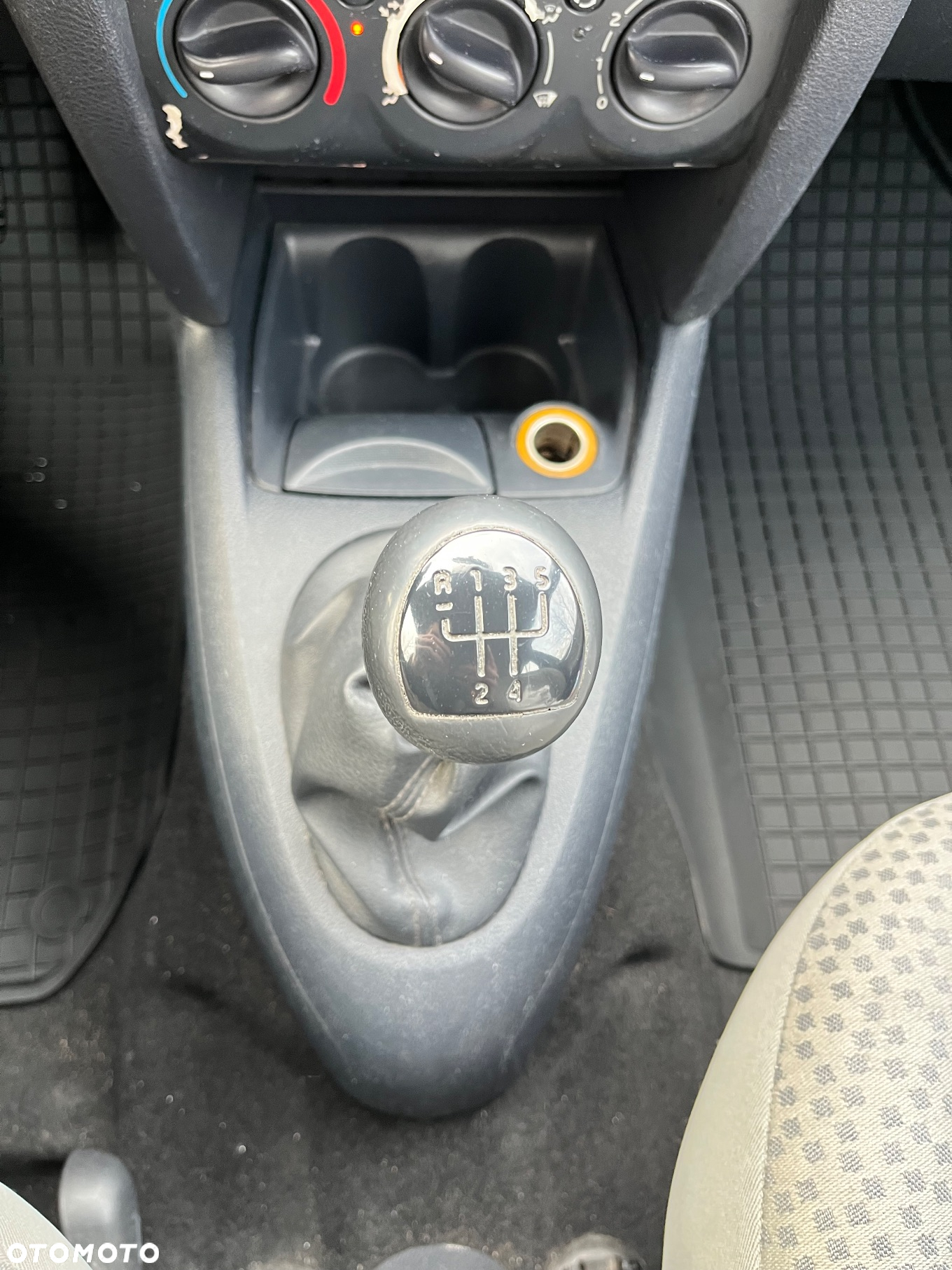 Renault Clio 1.2 Access - 16