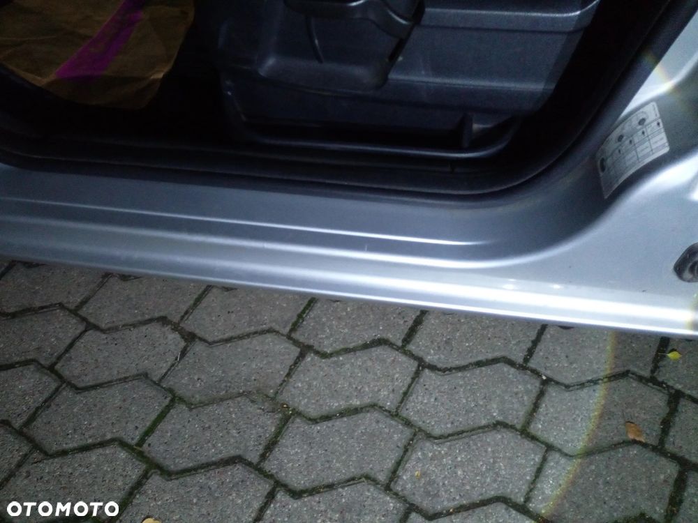 Ford C-MAX 1.8 TDCi Ghia - 16