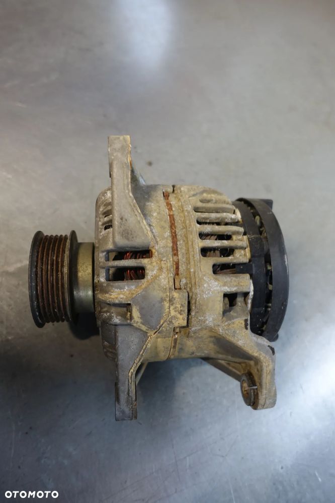 ALTERNATOR IVECO DAILY III 2.8  99-05r. 90A - 1