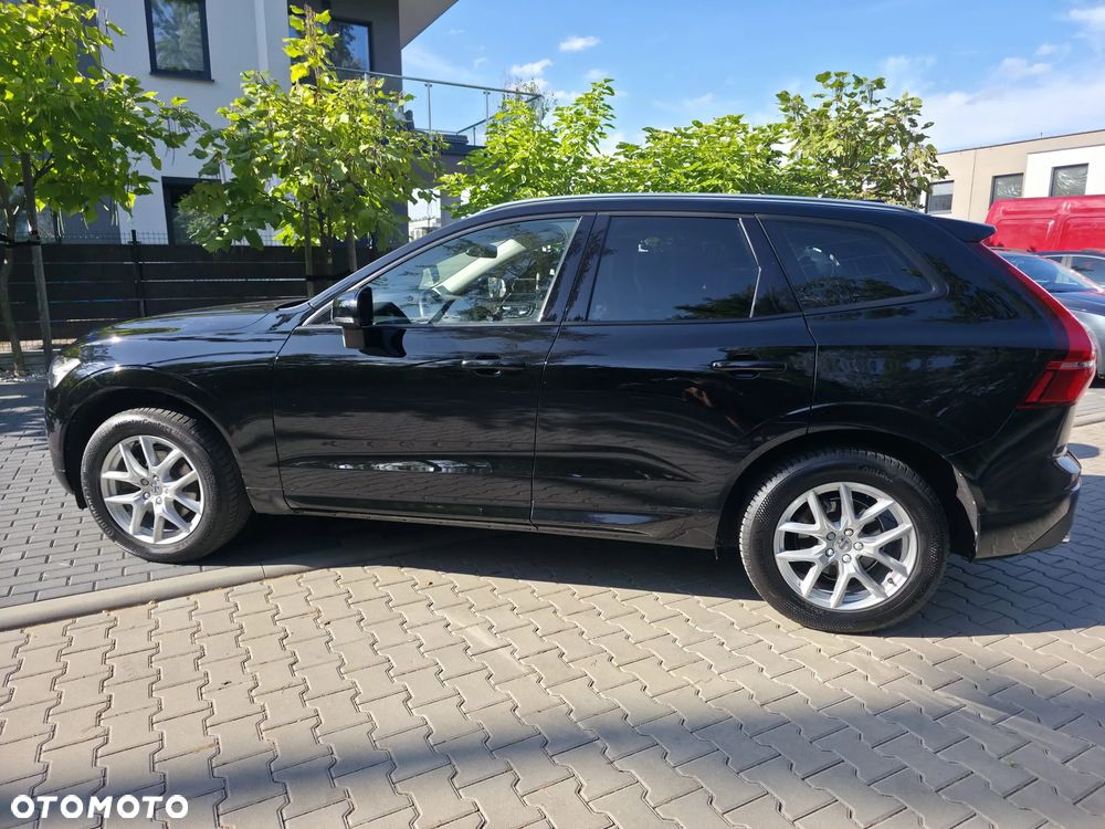 Volvo XC 60 D4 Momentum - 8