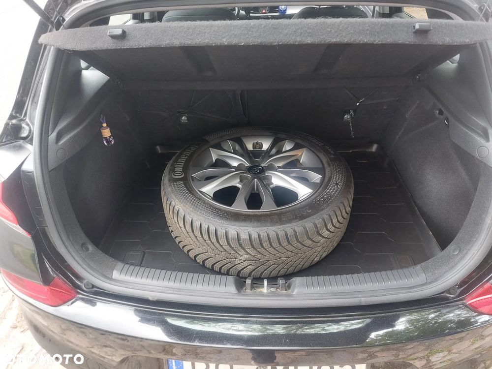 Hyundai i30 1.4 GO Plus - 27