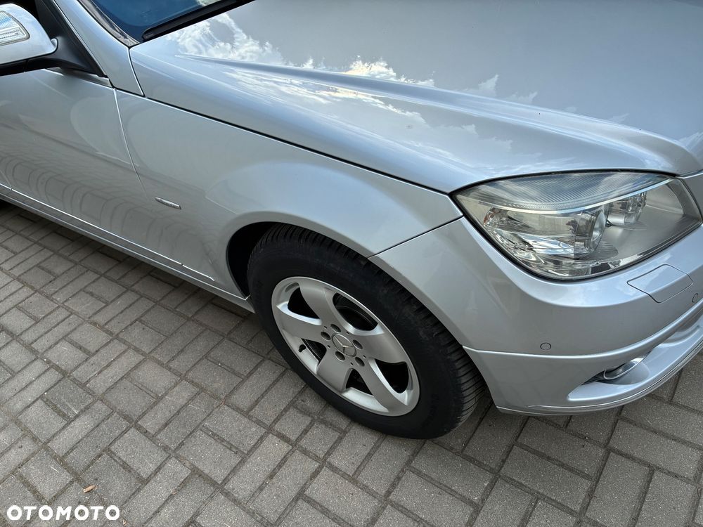 Mercedes-Benz Klasa C 280 4Matic 7G-TRONIC Elegance - 14