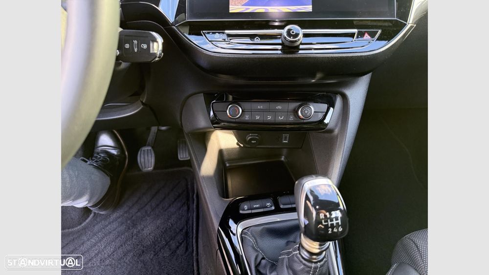 Opel Corsa 1.2 T GS - 12