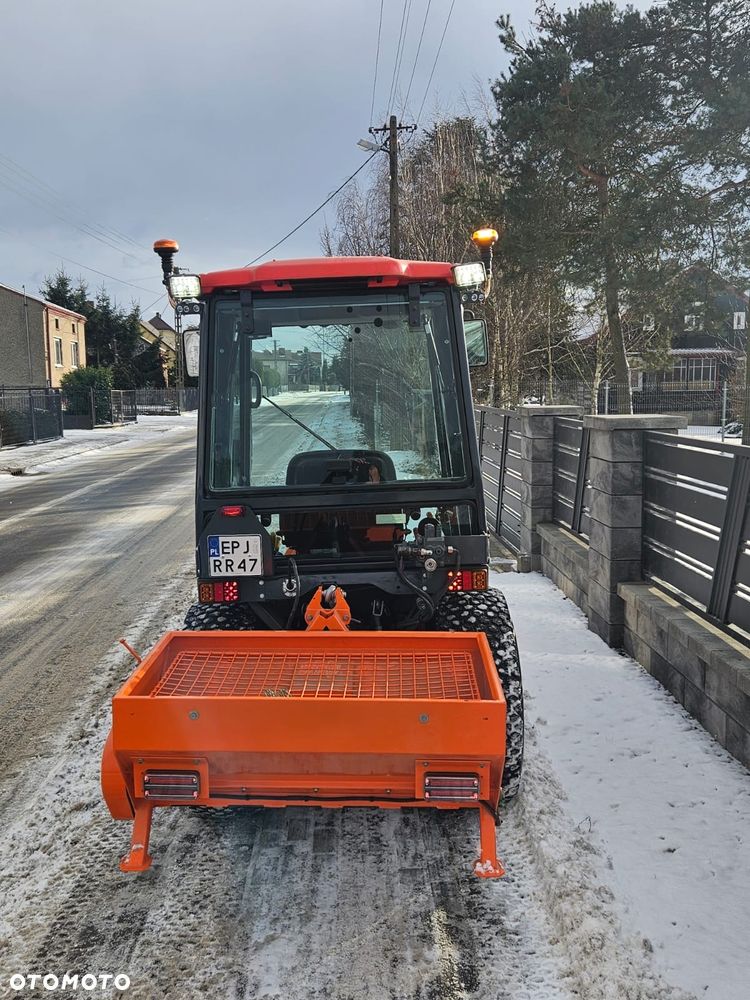 Kubota B2530 - 9