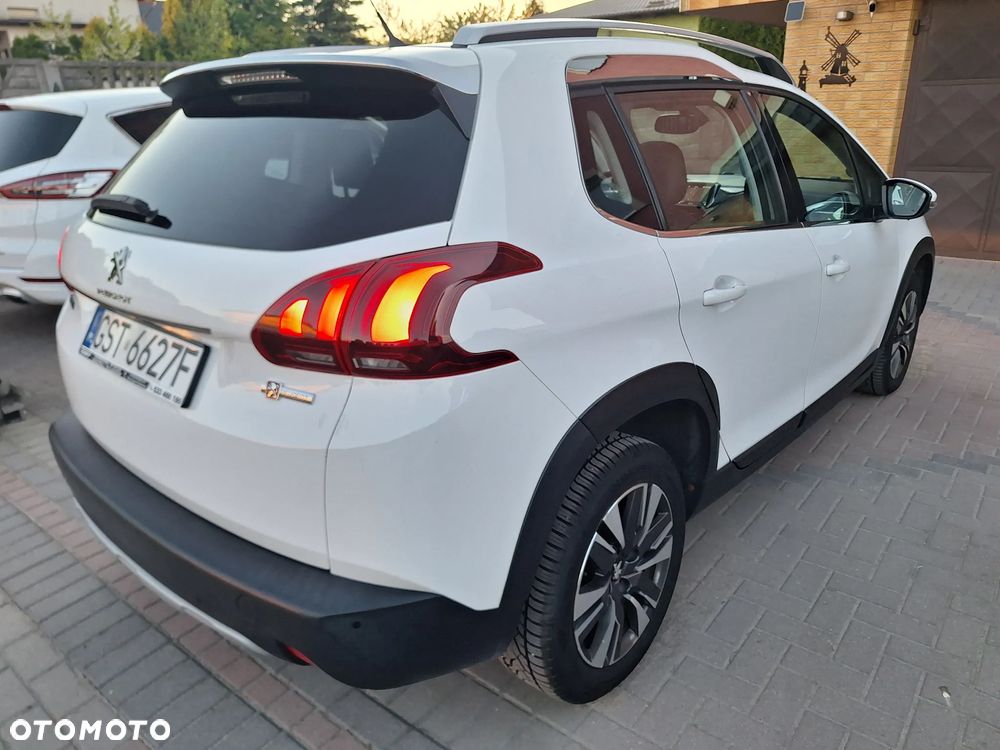 Peugeot 2008 BlueHDi FAP 120 STOP & START Crossway - 9