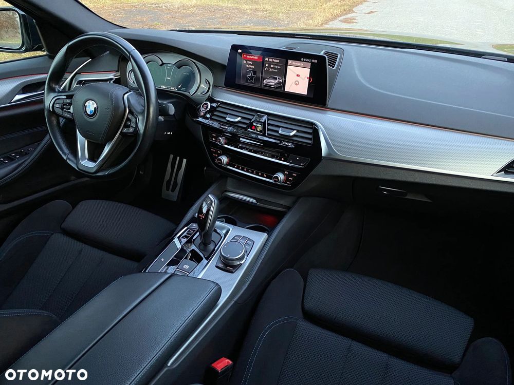 BMW Seria 5 530i xDrive M Sport sport - 14