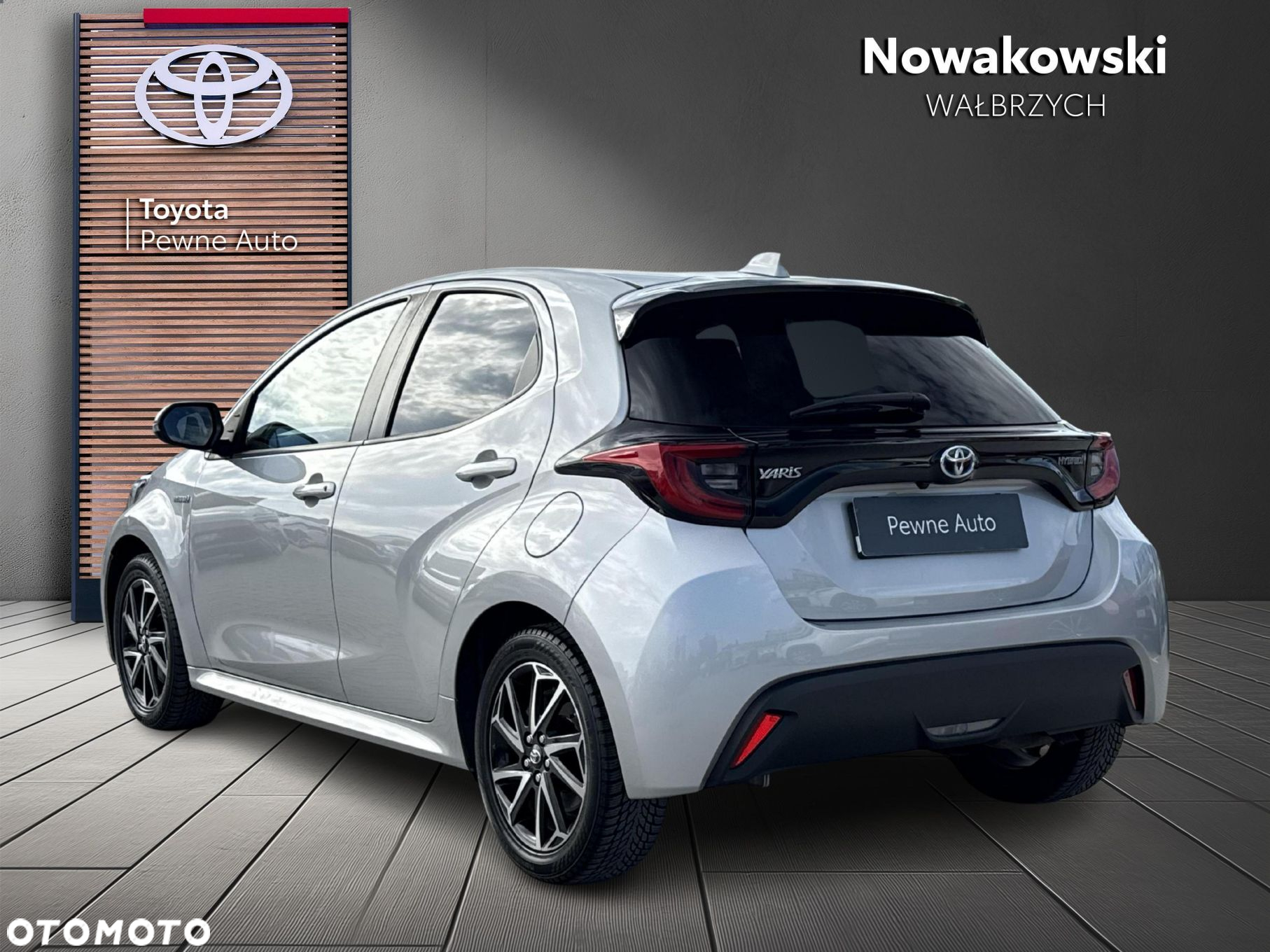 Toyota Yaris - 4
