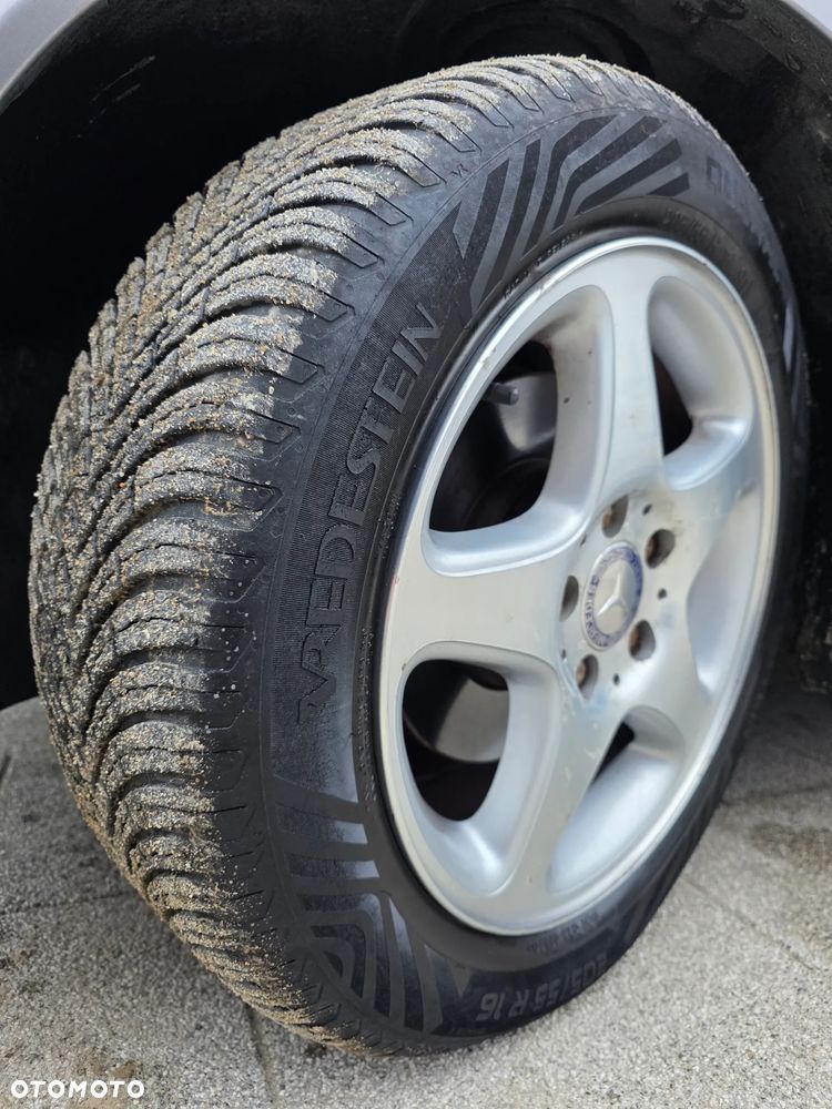 Mercedes-Benz Klasa C 180 Kompressor Avantgarde Sport Edition - 23