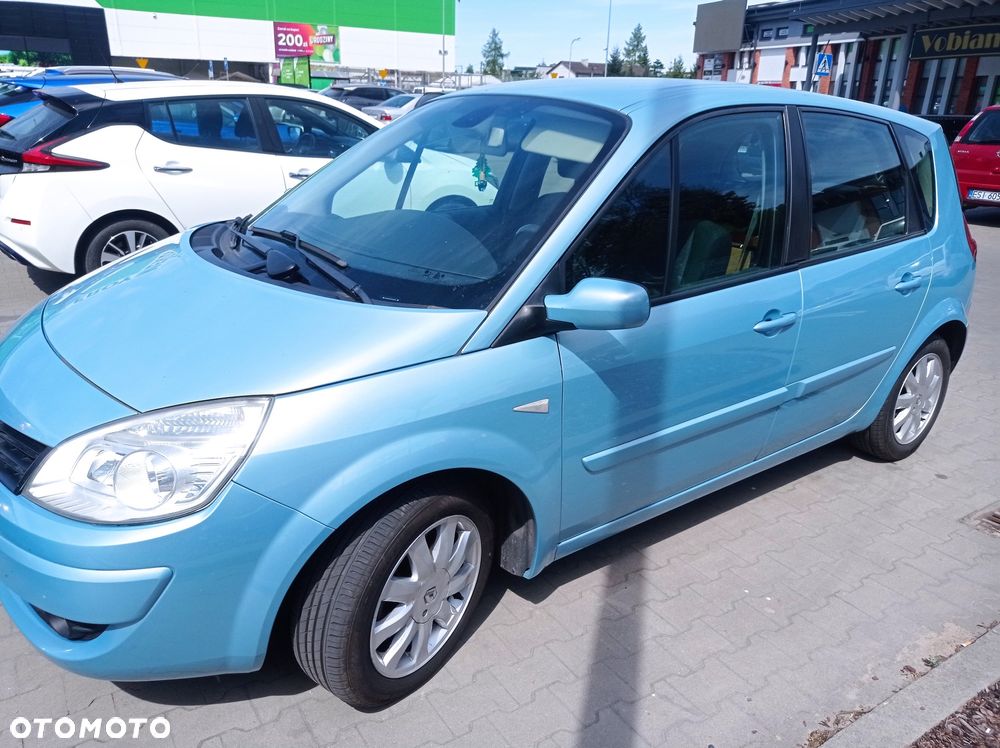 Renault Scenic 2.0 16V Privilege - 9