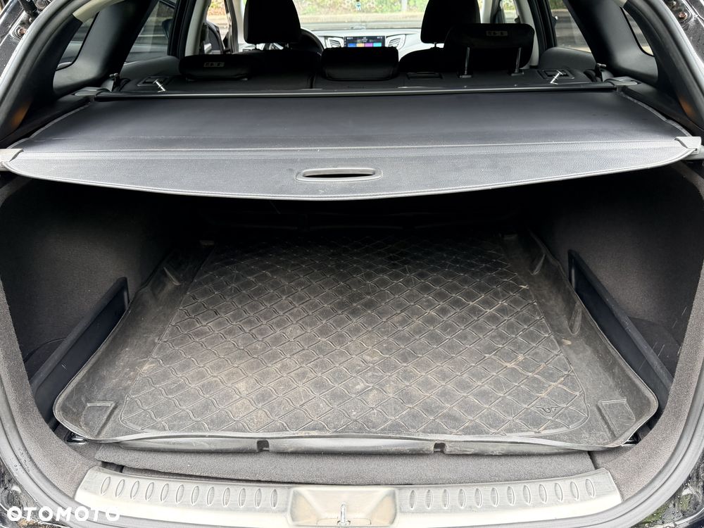 Hyundai i40 Kombi 1.7 CRDi Premium - 29