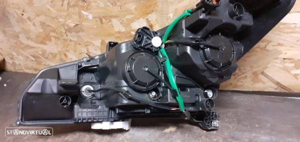 Ótica Dto Nissan Leaf (Ze1_) - 5