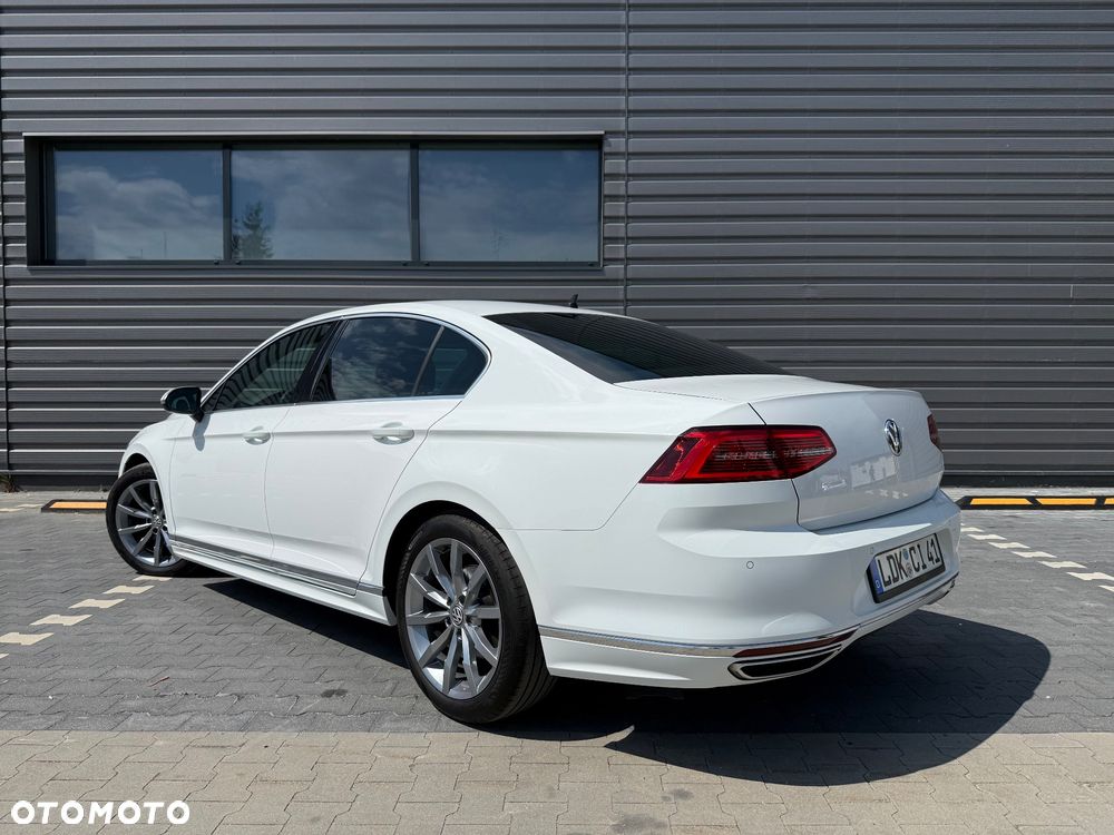 Volkswagen Passat 2.0 TDI BMT Highline - 26