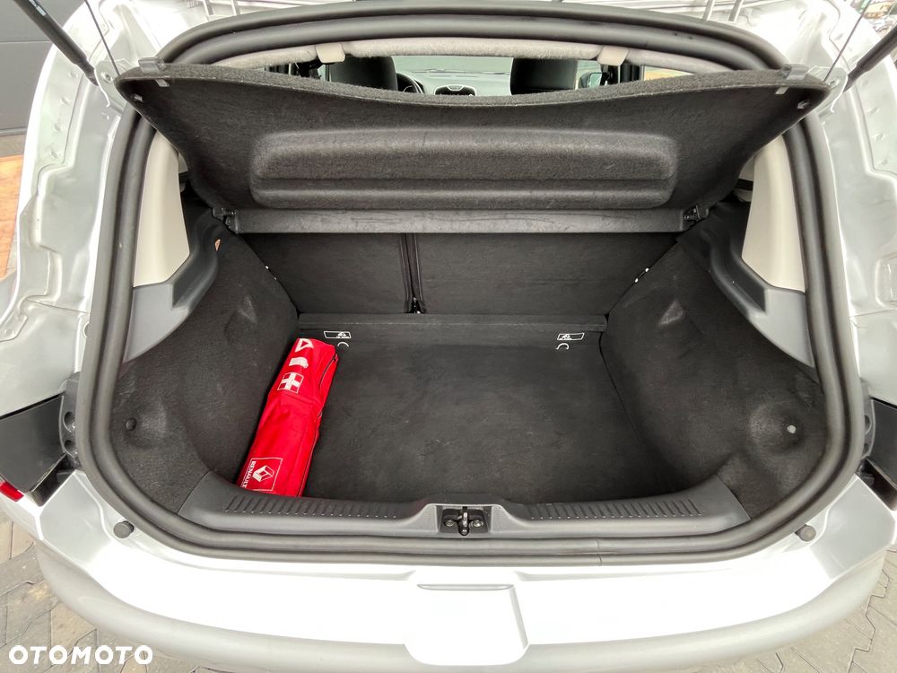 Renault Clio 1.2 16V Life EU6 - 16