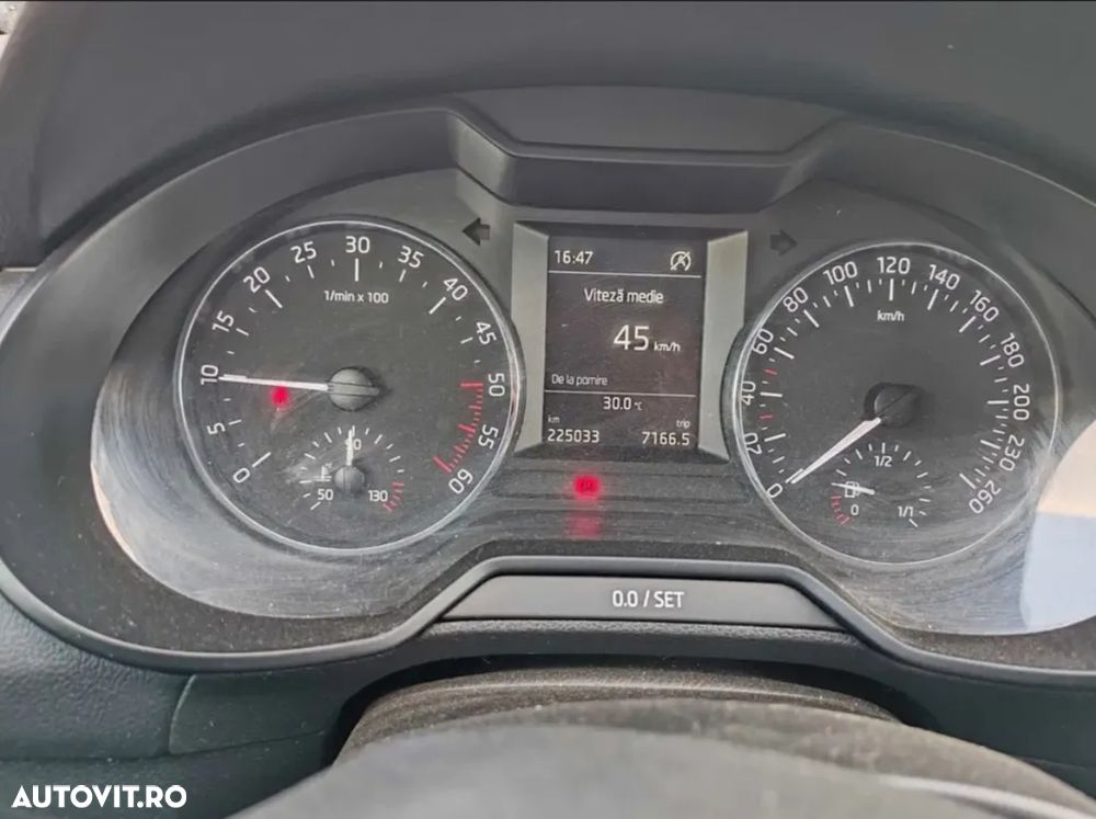 Skoda Octavia 1.6 TDI Style - 6