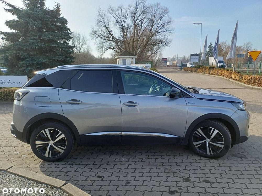 Peugeot 3008 1.6 PureTech HYbrid GT Line S&S EAT8 - 8