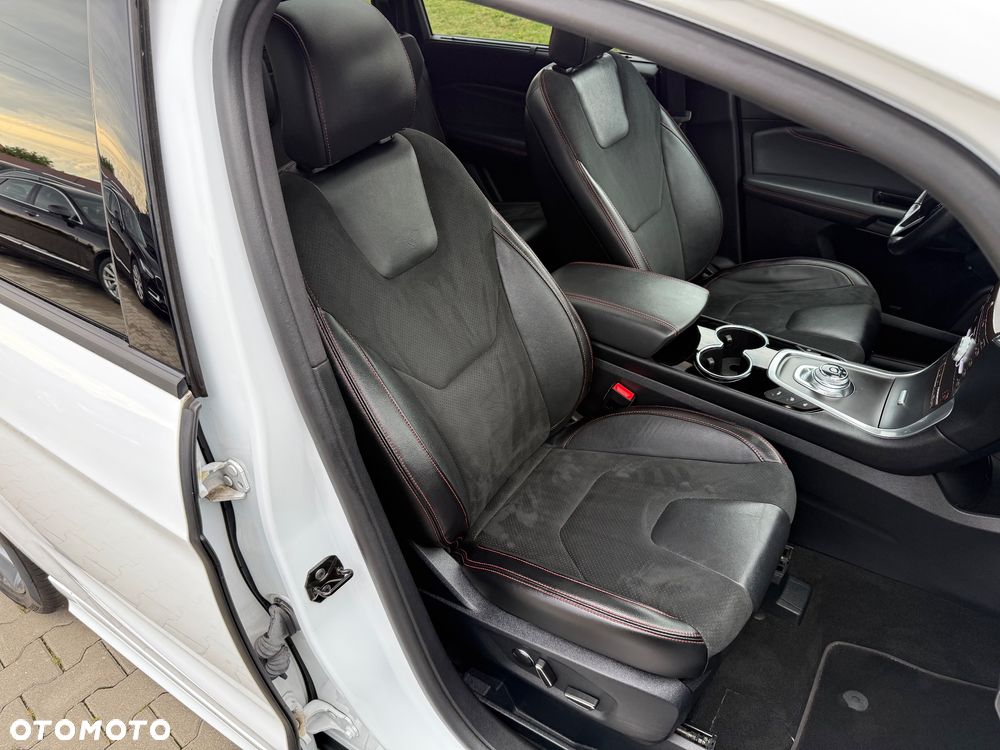 Ford S-Max 2.0 EcoBlue Twin-Turbo ST-Line - 22