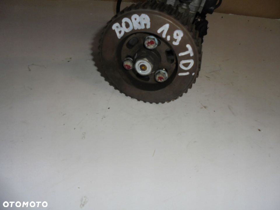 POMPA WTRYSKOWA VW AUDI SEAT SKODA 1.9 TDI SDI 038130107D 460404977 - 3