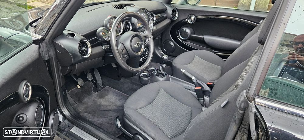 MINI Cabrio One - 6