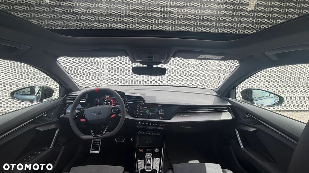 Audi RS3 Sportback - 15