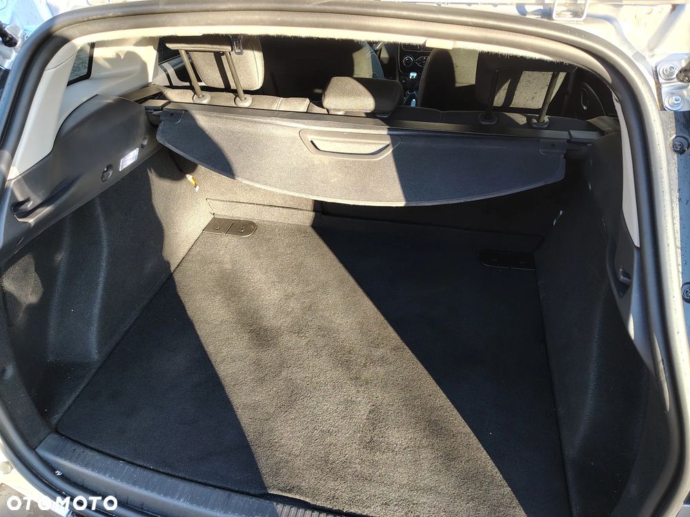 Renault Clio (Energy) TCe 90 Start & Stop LIMITED - 8