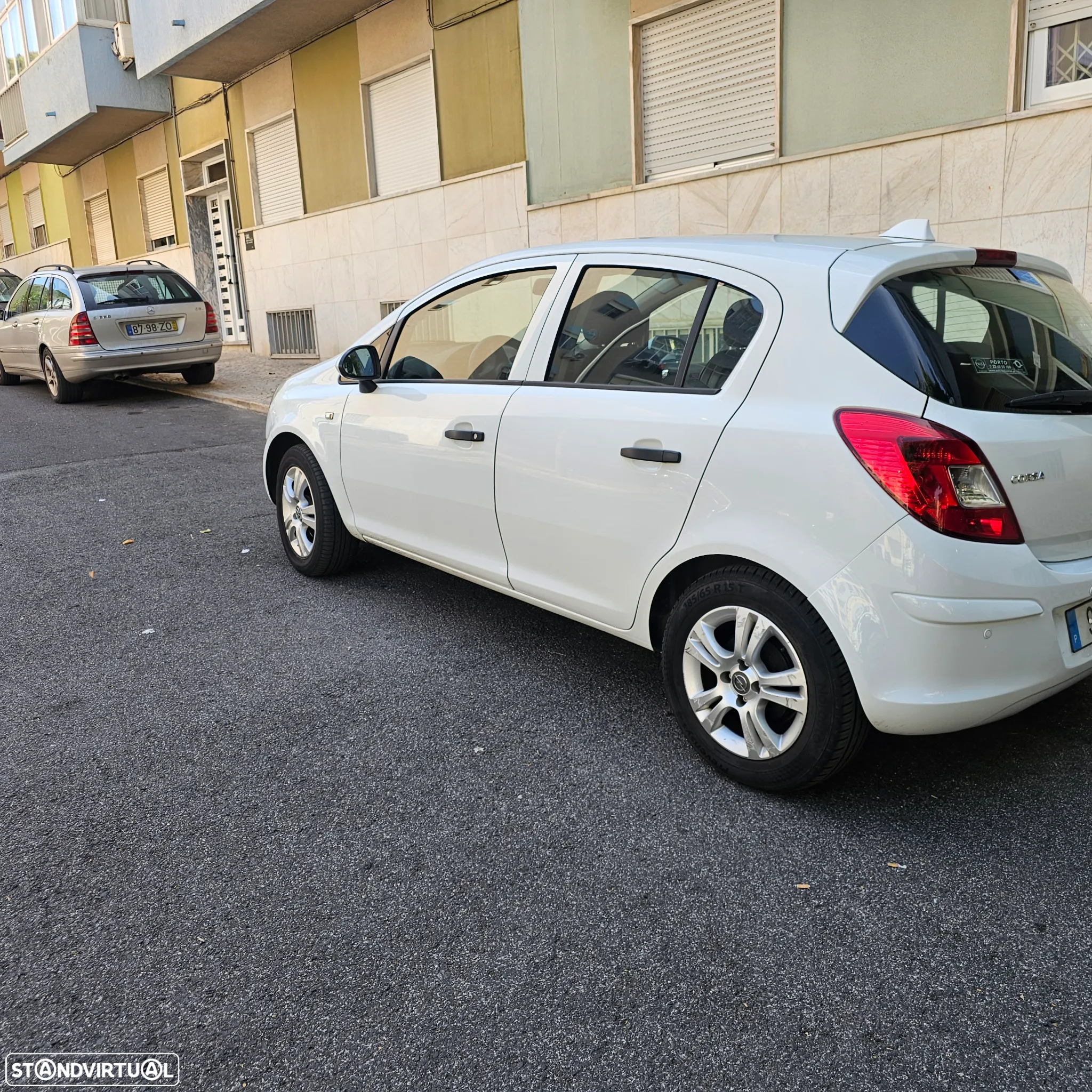 Opel Corsa 1.3 CDTi Cosmo - 4