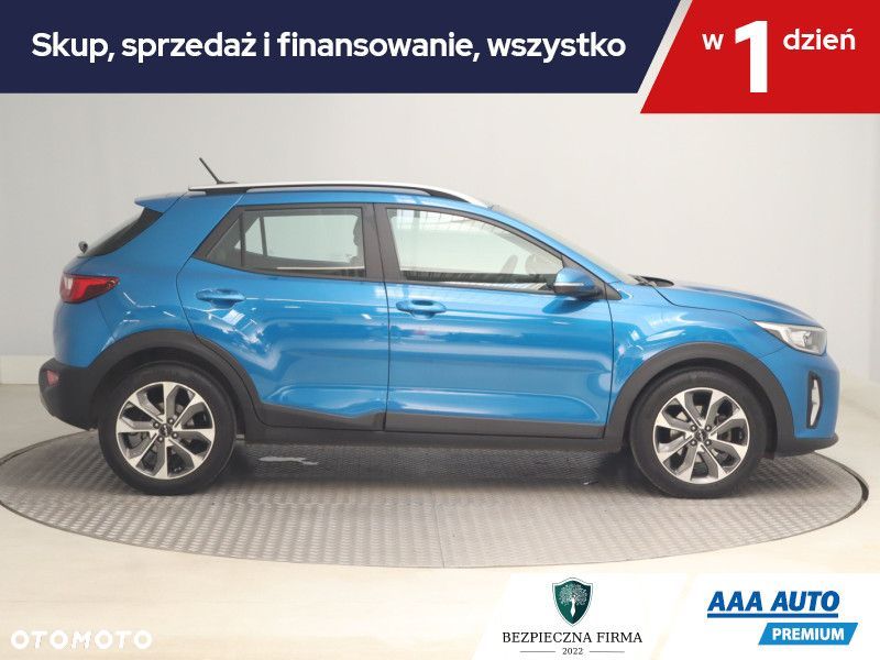 Kia Stonic - 8