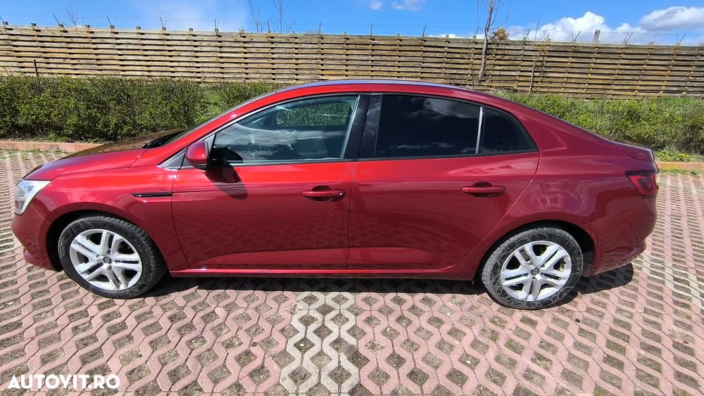 Renault Megane TCe Business - 6