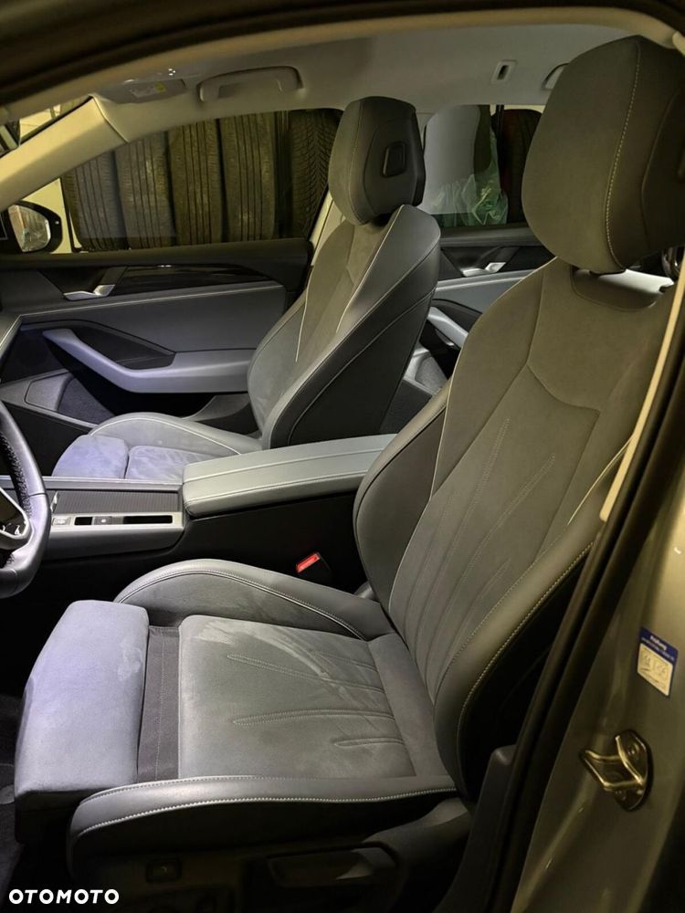 Volkswagen Passat Variant 2.0 TDI EVO Business DSG - 38