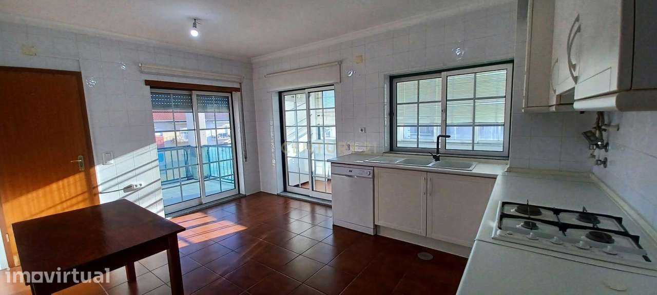 Apartamento T3 em Canas de Senhorim, Nelas - Grande imagem: 3/12