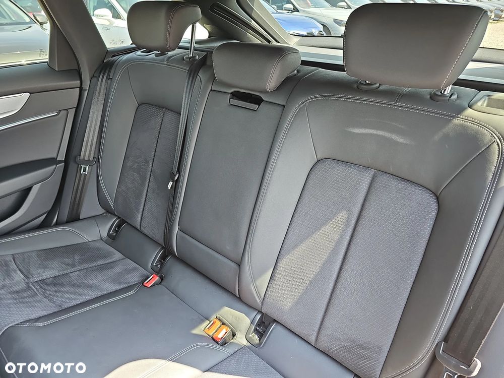Audi S6 Limousine - 13