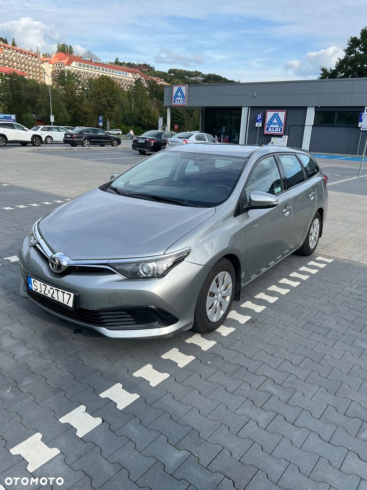 Toyota Auris 1.4 D-4D Active - 1