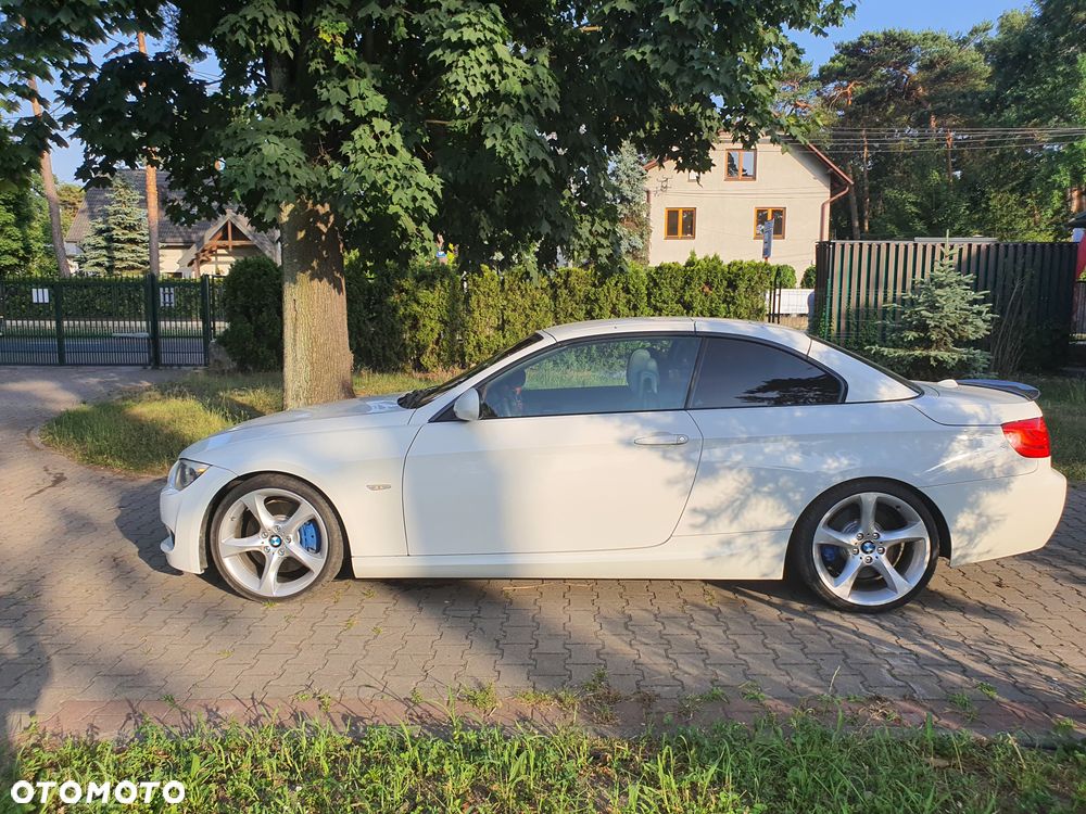BMW Seria 3 335i - 24