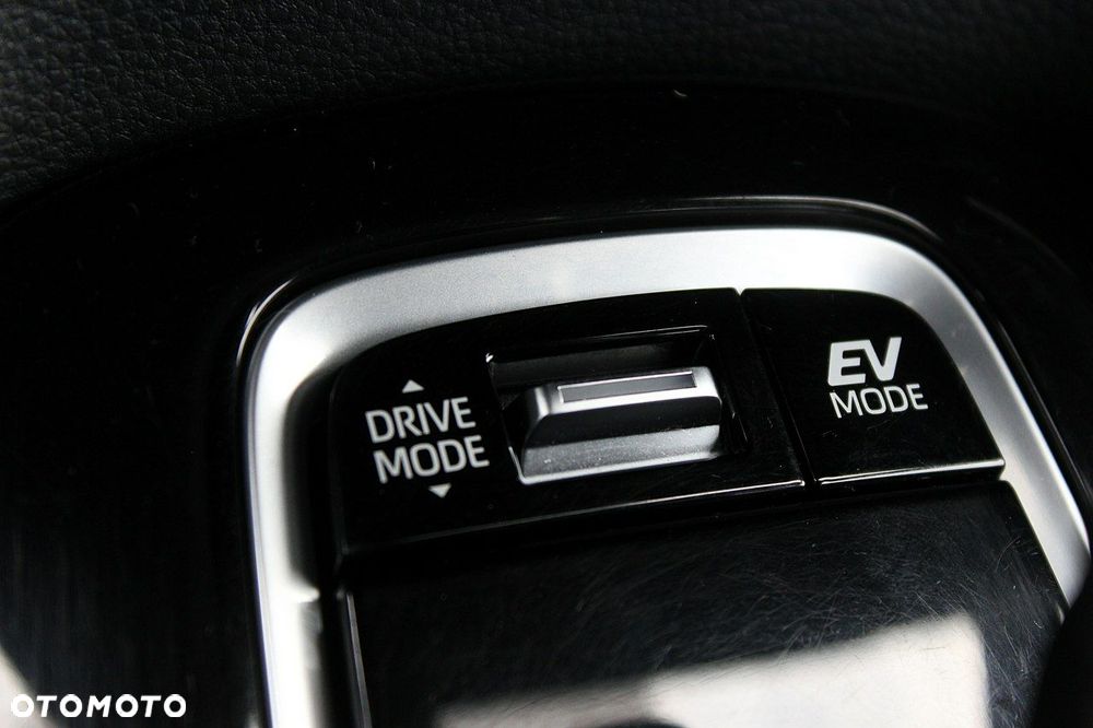 Toyota Corolla 1.8 Hybrid GPF Comfort - 19