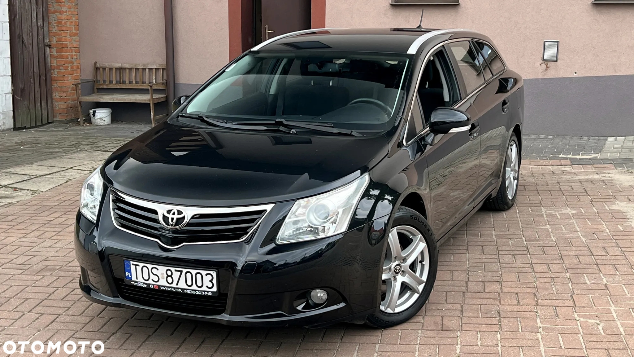 Toyota Avensis Combi 2.0 D-4D - 12