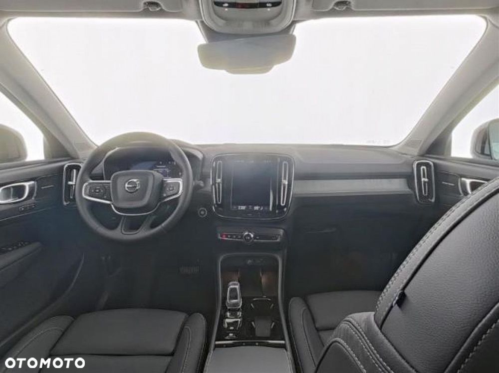 Volvo XC 40 - 5