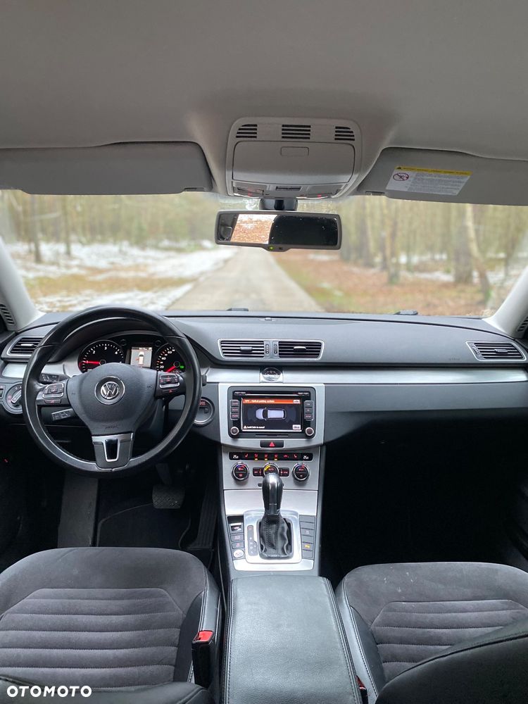 Volkswagen Passat Variant 2.0 TDI Highline DSG - 13