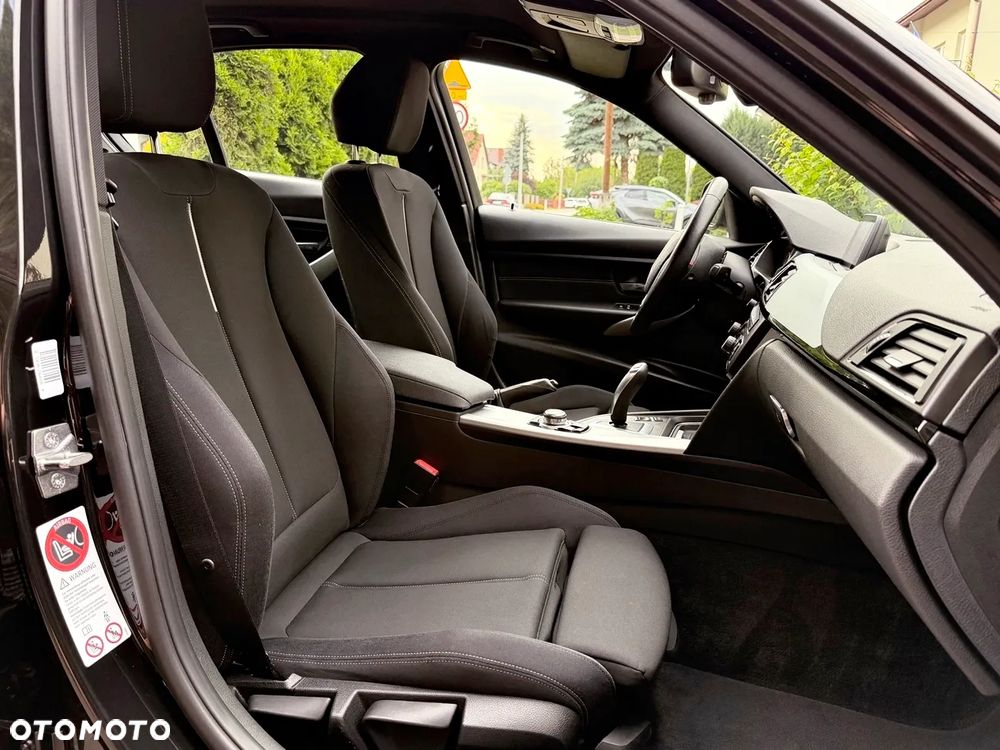 BMW Seria 3 318d Blue Performance Sport Line - 6