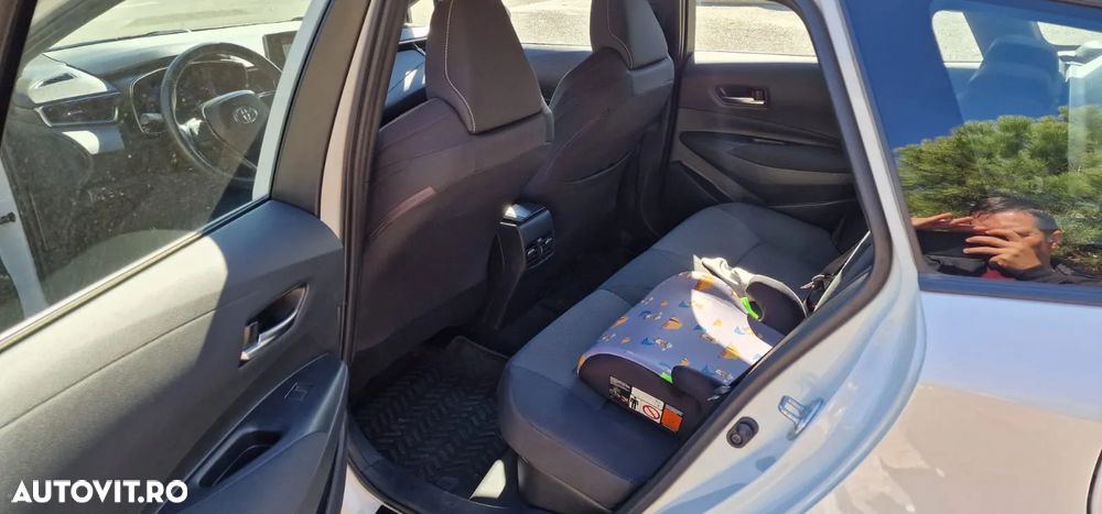 Toyota Corolla 1.8 Hybrid Touring Sports Business Edition - 18