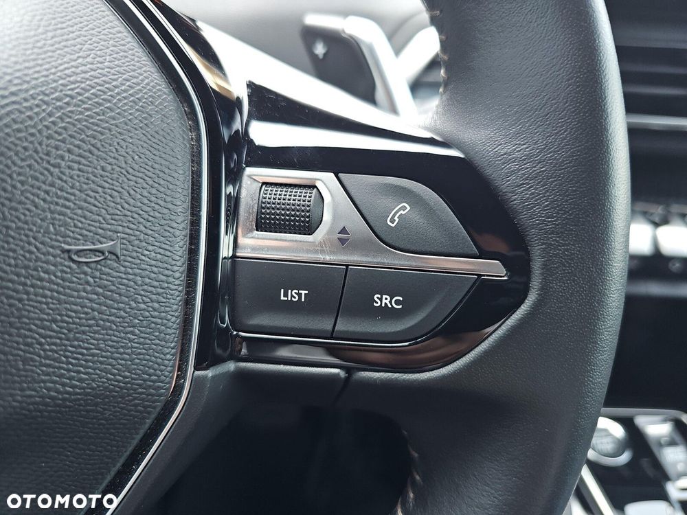 Peugeot 3008 - 24